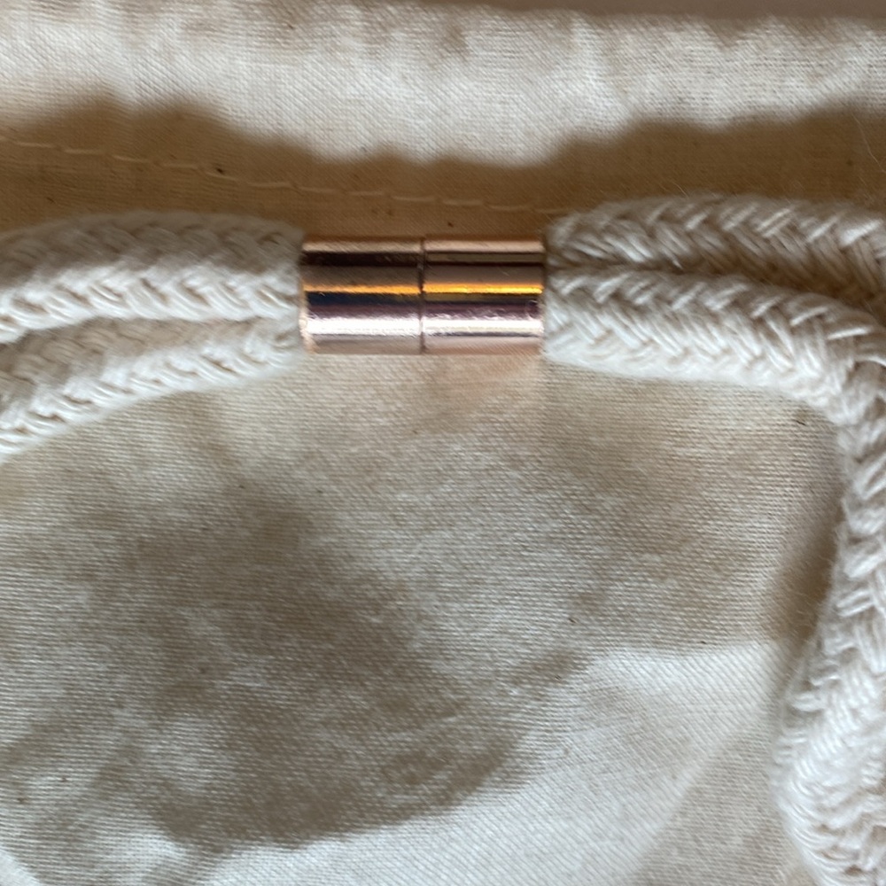 NWT Esby Fibrous Cloud Necklace - Picture 4 of 7